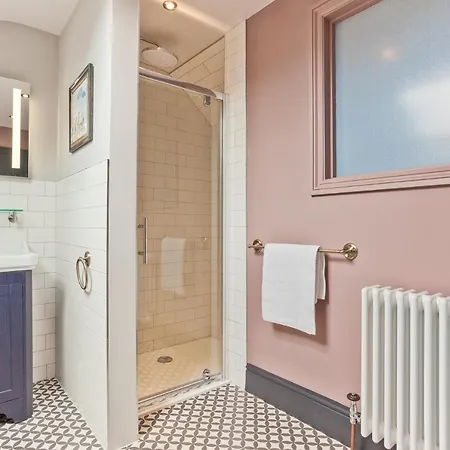 Bumble Choo - Windermere, District *