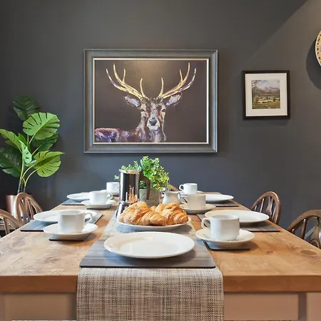 Bumble Choo - Windermere, District